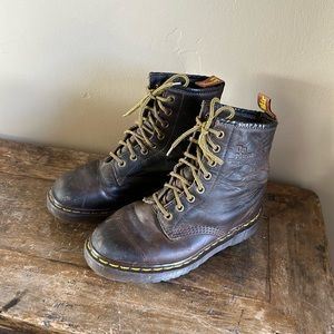 Dr. Martens Brown Leather Classic Original Lace Up Boots Size US 6